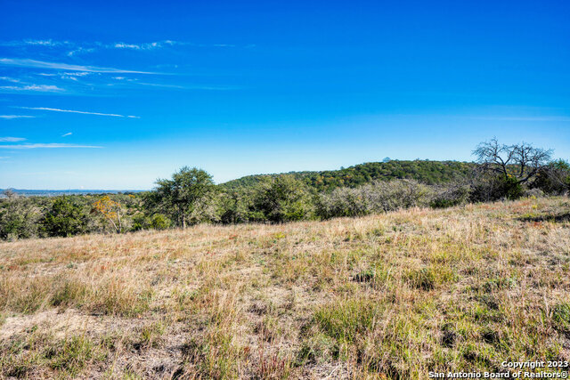 Image 8 of 25 For 538 Hidden Hills Ranch Rd