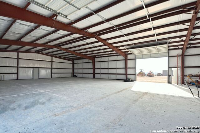 Listing photo id 9 for 5277 Fm 1044 1
