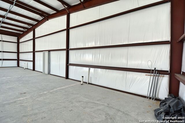 Listing photo id 7 for 5277 Fm 1044 1