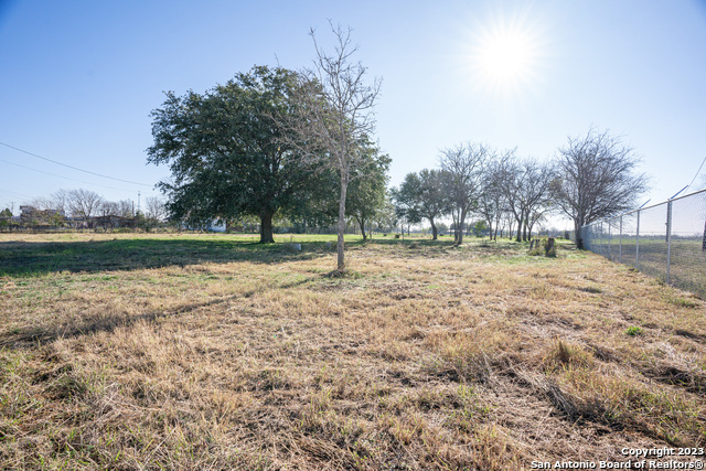 Image 7 of 19 For 14224 Interstate 10 E