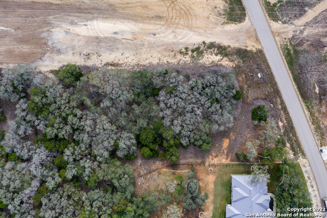 Image 9 of 25 For 887 Maximino Ridge Rd