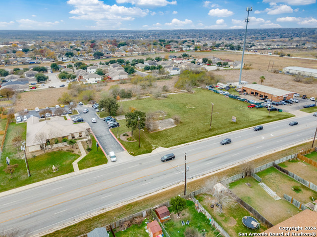 Image 3 of 14 For 9614 Marbach Rd