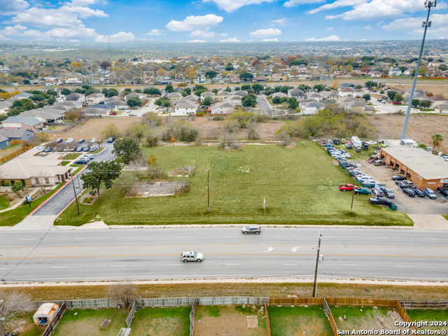 Image 4 of 14 For 9614 Marbach Rd
