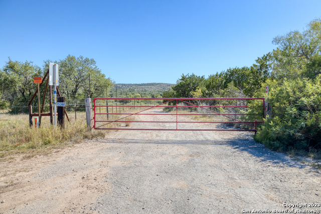 Details for 1917 Ranch Road 3348, Brackettville, TX 78832