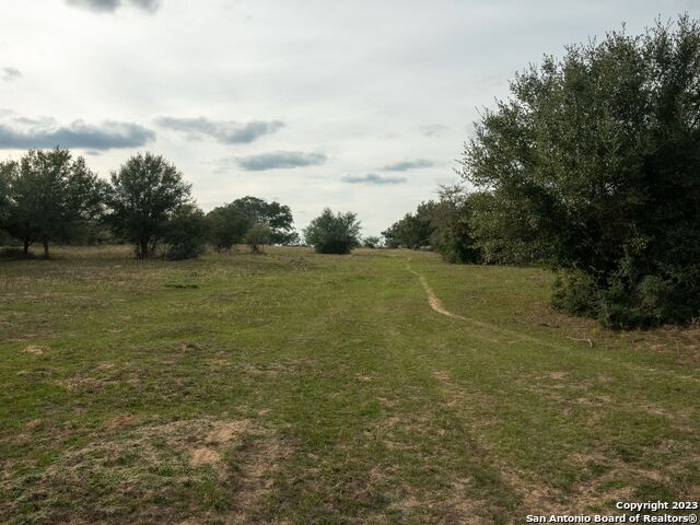 Image 10 of 17 For 4811 Old Cuero Rd