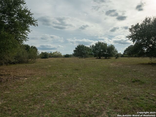 Image 17 of 17 For 4811 Old Cuero Rd