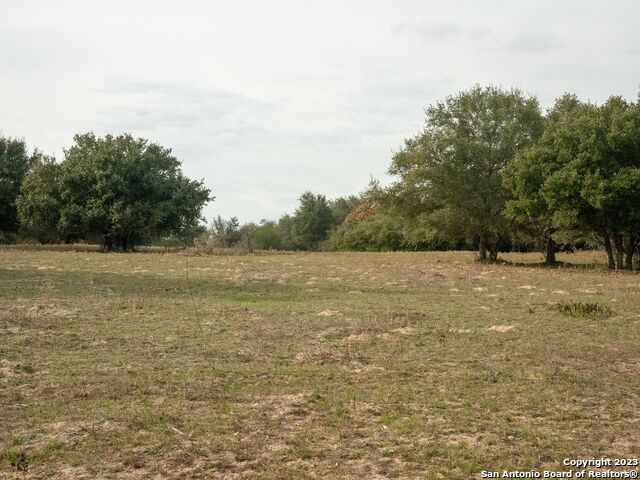 Image 4 of 17 For 4811 Old Cuero Rd