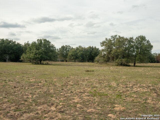 Image 9 of 17 For 4811 Old Cuero Rd