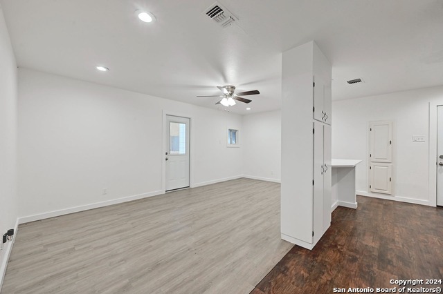 Image 10 of 11 For 616 Melrose St