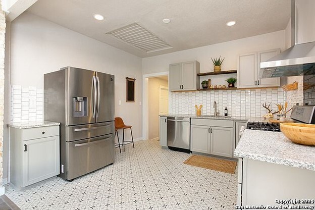 Image 10 of 22 For 217 Stafford St
