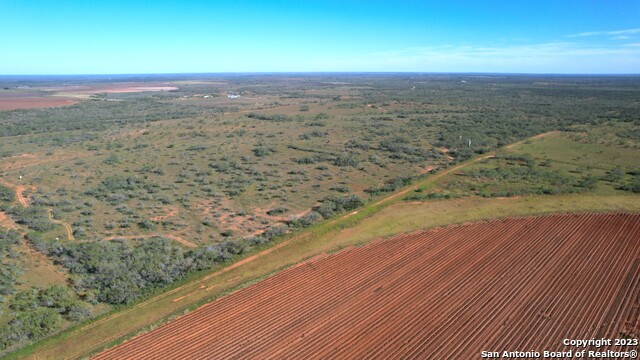 Listing photo id 23 for 1913 County Road 3000