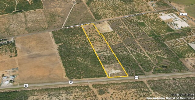 Listing photo id 16 for 9149 Us Highway 83 N