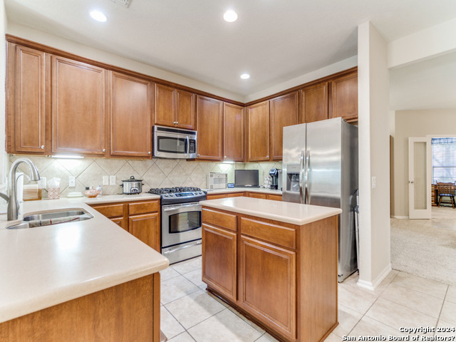 Image 11 of 33 For 12527 Cascade Hills