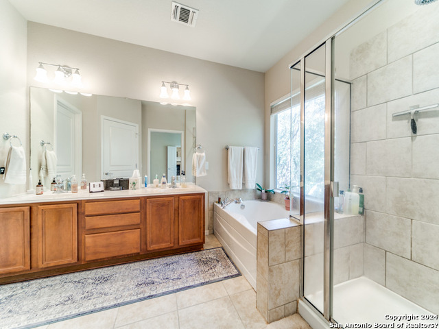 Image 22 of 33 For 12527 Cascade Hills