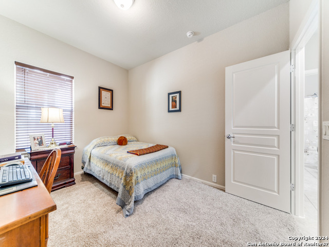 Image 25 of 33 For 12527 Cascade Hills