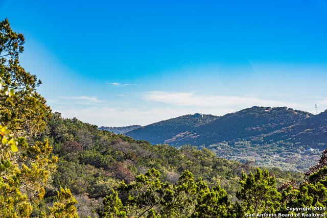 Image 3 of 12 For 28 Frio Canyon Loop