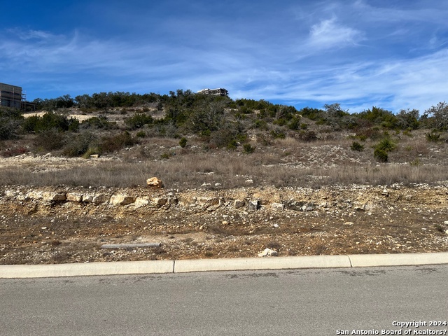 Image 3 of 6 For 23511 Basse Canyon