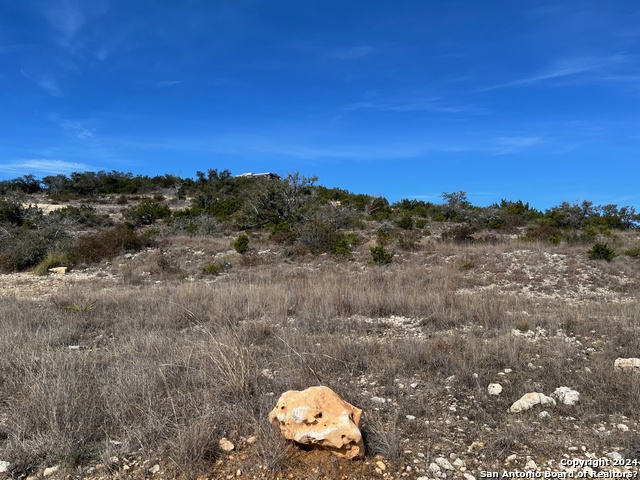 Image 4 of 6 For 23511 Basse Canyon