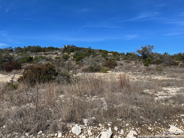 Image 5 of 6 For 23511 Basse Canyon