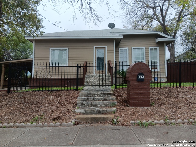 Details for 126 Lucas St, San Antonio, TX 78209