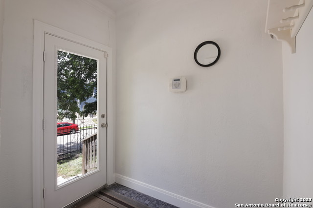 Image 20 of 32 For 126 Lucas St