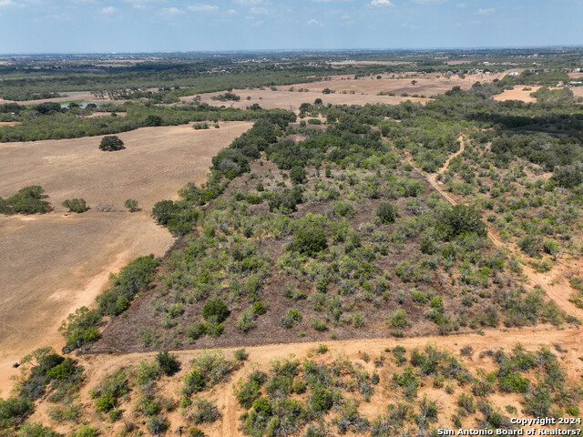 Image 9 of 19 For 007 New Sulphur Springs