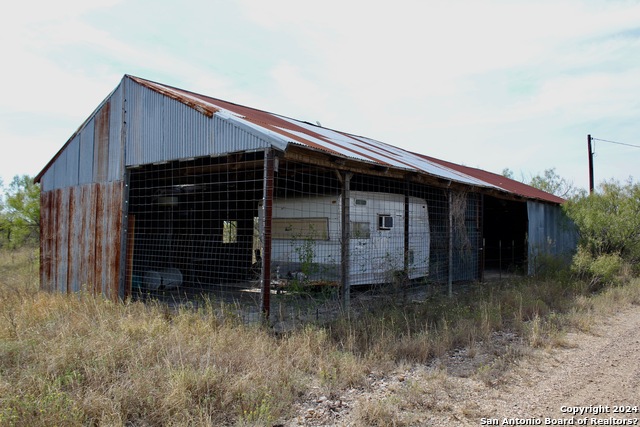 Image 14 of 19 For 78852 El Indio Hwy