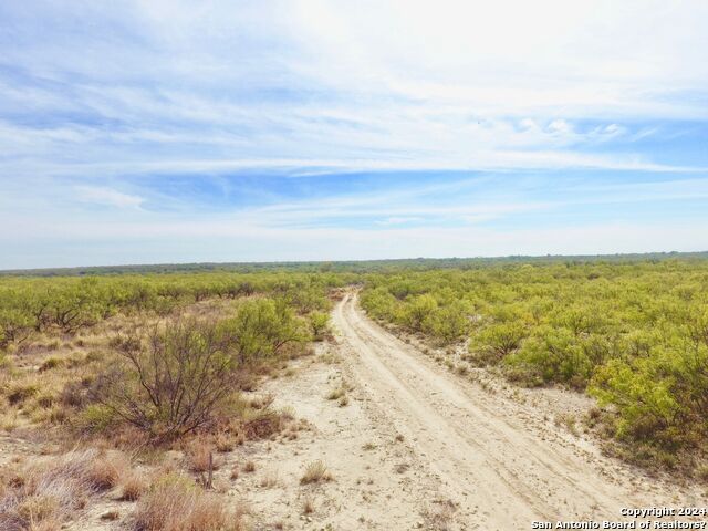 Image 2 of 19 For 78852 El Indio Hwy