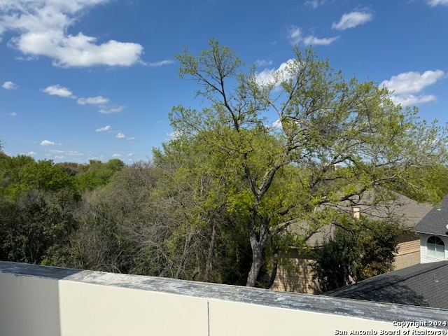 Listing photo id 11 for 235 Escondida Way