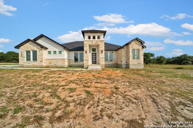 Details for 120 Hondo Ridge, La Vernia, TX 78121