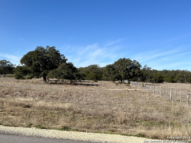 Image 8 of 34 For 32568 Tierra Robles Dr