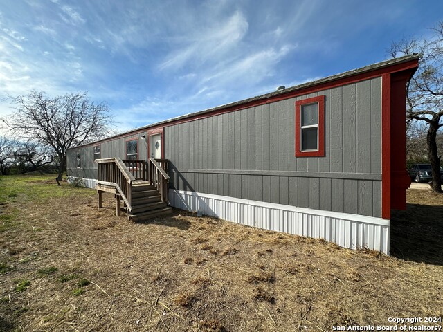 Details for 123 Third St, Knippa, TX 78870