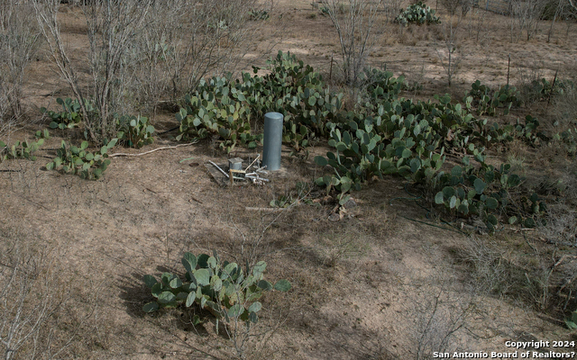 Listing photo id 8 for 6425 Us Highway 90 W