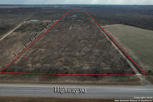 Listing photo id 16 for 6425 Us Highway 90 W