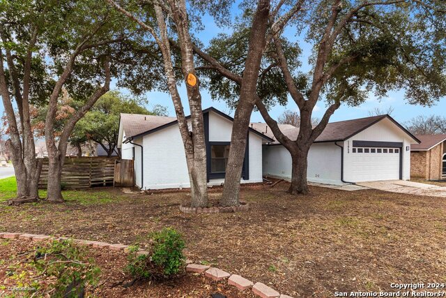 Image 2 of 33 For 11954 Holm Oaks Dr