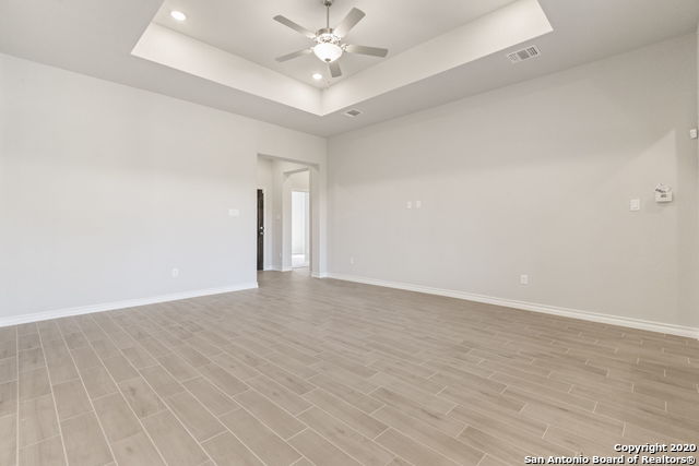 Image 9 of 25 For 651 Corliss  