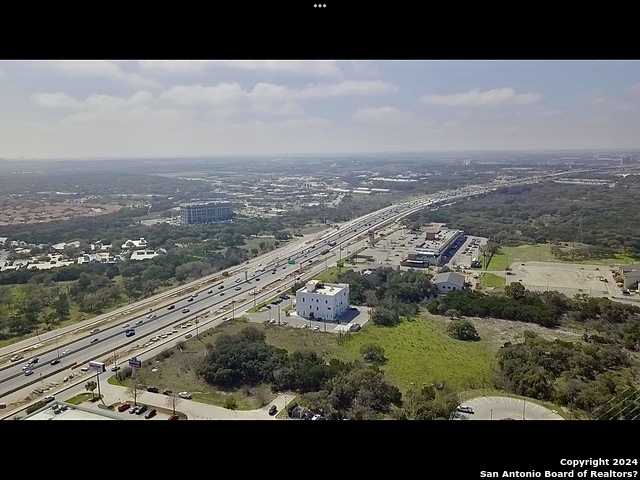 Image 14 of 22 For 4503 N Loop 1604 W