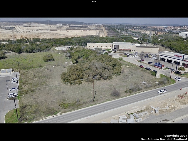 Image 8 of 22 For 4503 N Loop 1604 W