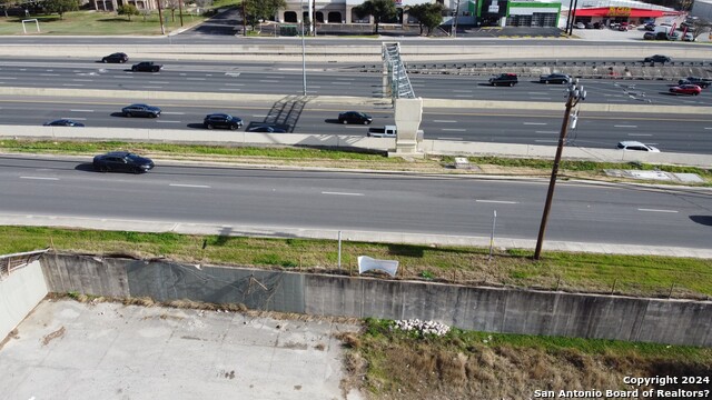 Image 27 of 42 For 6171 Loop 410 Nw