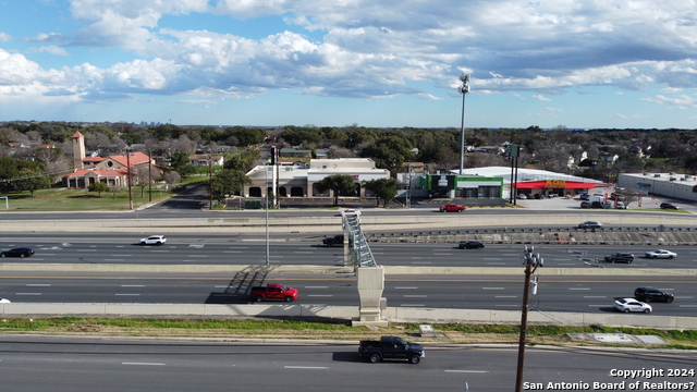 Image 4 of 42 For 6171 Loop 410 Nw