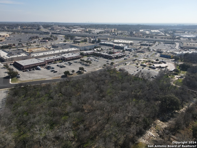 Image 9 of 30 For 1.23-acre Lot Northwestern Dr