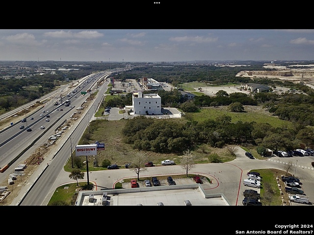 Image 10 of 14 For 4503 N Loop 1604 W