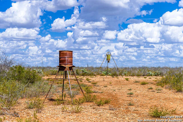 Image 15 of 42 For 2217 S Us Highway 83