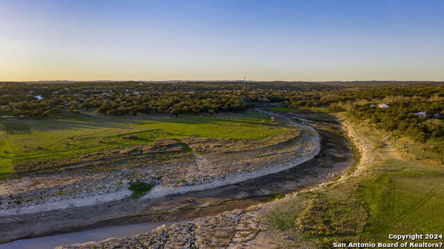 Image 15 of 50 For 539 Clay Ridge