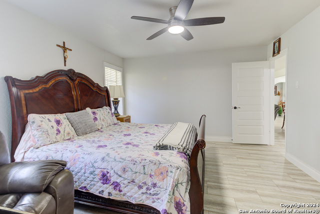 Image 17 of 40 For 2911 Morningside Dr