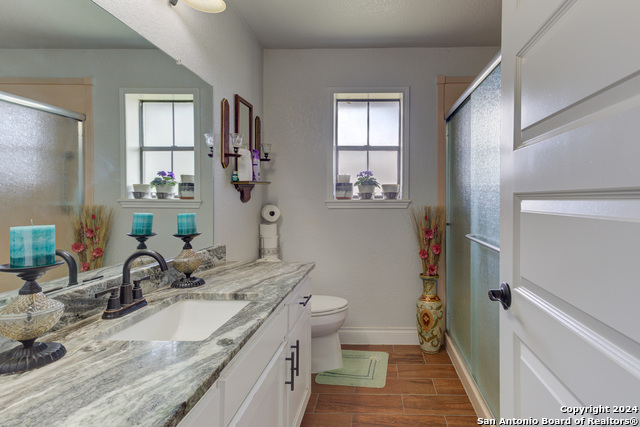 Image 24 of 40 For 2911 Morningside Dr