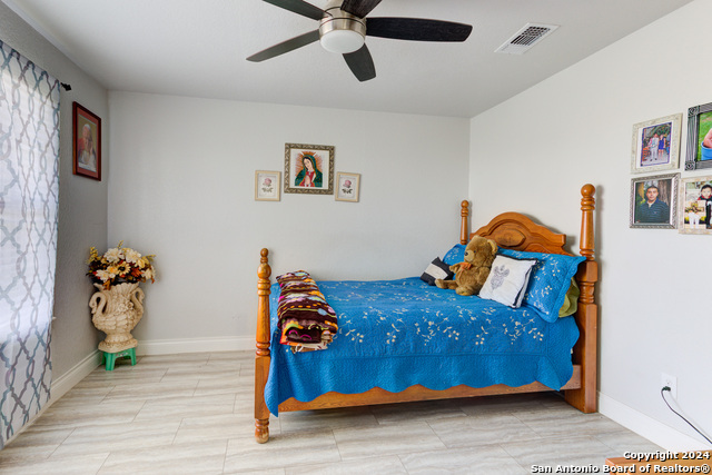 Image 26 of 40 For 2911 Morningside Dr