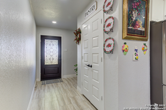 Image 4 of 40 For 2911 Morningside Dr