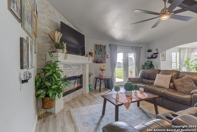 Image 8 of 40 For 2911 Morningside Dr