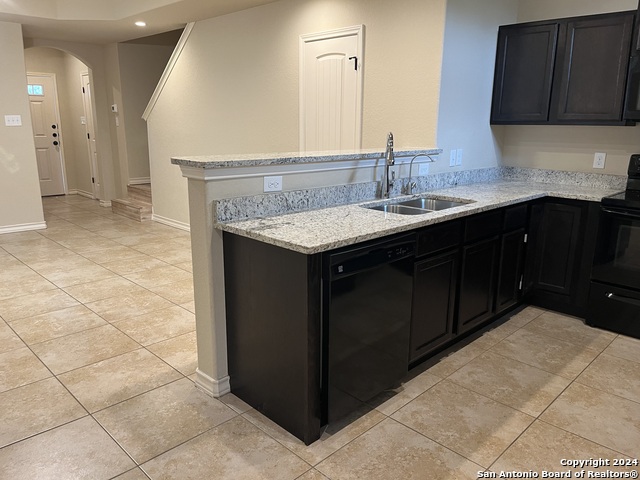 Image 10 of 29 For 6926 Lakeview Dr  102